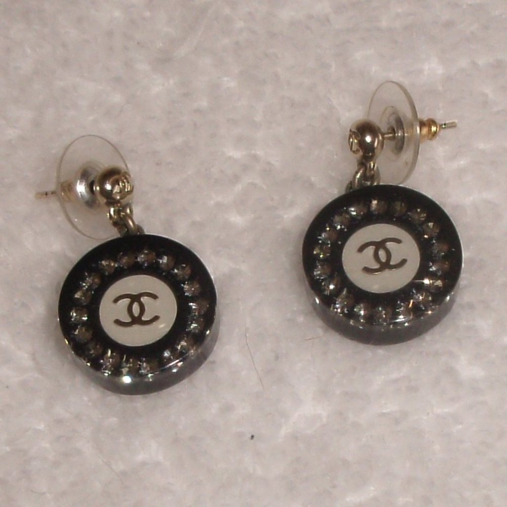 Vintage Chanel CC earrings pierced drops crystal